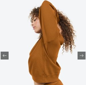Mate the Label Fleece Raw Neck Sweatshirt